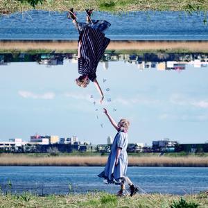业余性自由摘花毛茸茸高清
